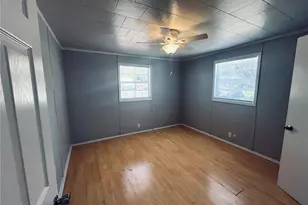 5237 1st St, Zephyrhills, FL 33542 - Photo 15