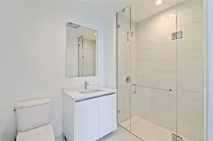 400 Central Ave, Saint Petersburg, FL 33701 - Photo 35