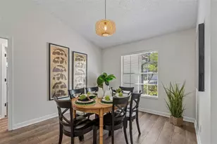 1977 Brookstone Way, Clearwater, FL 33760 - Photo 5