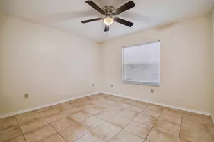 2342 Tioga Dr, Land O Lakes, FL 34639 - Photo 31