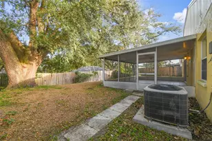 2342 Tioga Dr, Land O Lakes, FL 34639 - Photo 11