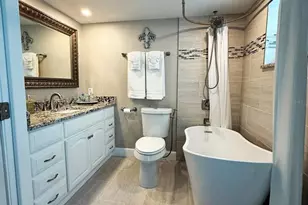 4455 Duhme Rd, Saint Petersburg, FL 33708 - Photo 21
