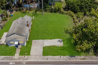 15th Avenue S, Saint Petersburg, FL 33712 - Photo 3