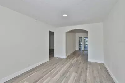 8410 Lava Place, Tampa, FL 33615 - Photo 23