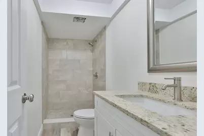 8410 Lava Place, Tampa, FL 33615 - Photo 31