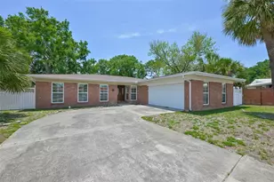 8410 Lava Pl, Tampa, FL 33615 - Photo 5