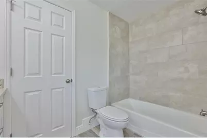 8410 Lava Place, Tampa, FL 33615 - Photo 33