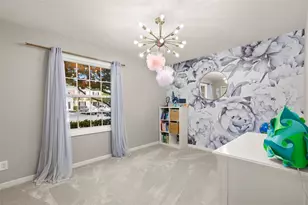 13762 Orange Sunset Dr, Tampa, FL 33618 - Photo 17