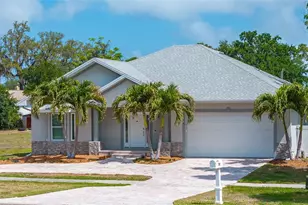 1016 Gulf Rd, Tarpon Springs, FL 34689 - Photo 5