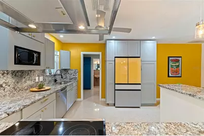2700 Desoto Way S, Saint Petersburg, FL 33712 - Photo 13