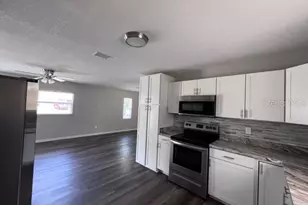 5812 17th St, Zephyrhills, FL 33542 - Photo 5