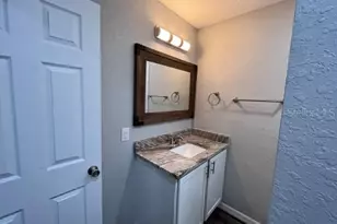 5812 17th St, Zephyrhills, FL 33542 - Photo 21