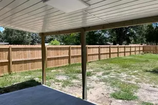 5812 17th St, Zephyrhills, FL 33542 - Photo 29
