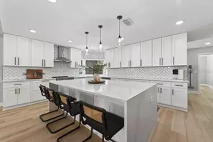 1461 87th Ave N, Saint Petersburg, FL 33702 - Photo 13