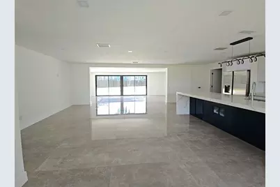 112 Bayshore Drive, Cape Coral, FL 33904 - Photo 5