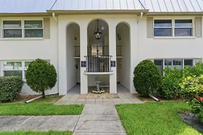 5800 Hollywood Boulevard #214, Sarasota, FL 34231 - Photo 1