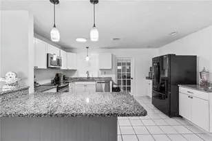 39443 8th Ave, Zephyrhills, FL 33542 - Photo 9