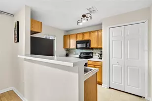 4656 Ashburn Square Dr, Tampa, FL 33610 - Photo 11