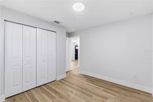 10003 N 24th St, Tampa, FL 33612 - Photo 23