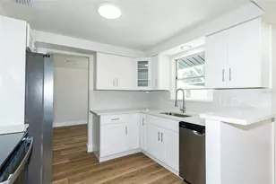 3406 63rd St W, Bradenton, FL 34209 - Photo 9