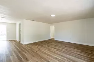 3406 63rd St W, Bradenton, FL 34209 - Photo 5