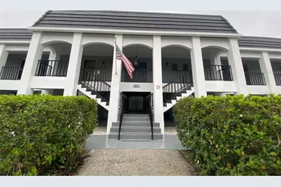 8651 10th Street N #210, Saint Petersburg, FL 33702 - Photo 1
