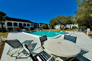 8651 10th St N, Saint Petersburg, FL 33702 - Photo 27
