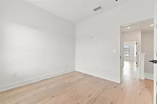 4324 W Gray St, Tampa, FL 33609 - Photo 17