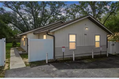 1812 Poinsettia Avenue, Tarpon Springs, FL 34689 - Photo 1