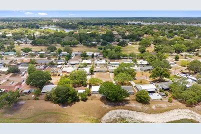 10221 N Fleetwood Drive, Tampa, FL 33612 - Photo 41