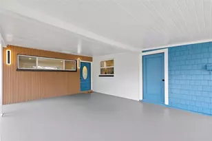 10221 N Fleetwood Dr, Tampa, FL 33612 - Photo 3