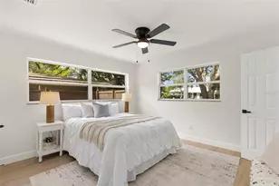 10221 N Fleetwood Dr, Tampa, FL 33612 - Photo 27