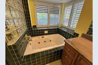 5106 Stonehurst Road, Tampa, FL 33647 - Photo 27