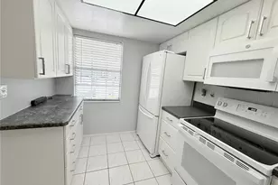 2465 Northside Dr, Clearwater, FL 33761 - Photo 5