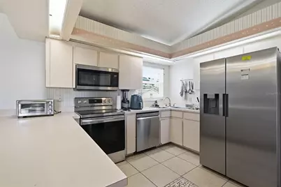 1011 Winifred Way, Lakeland, FL 33809 - Photo 11