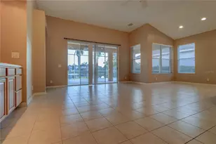 10215 Evergreen Hill Dr, Tampa, FL 33647 - Photo 7