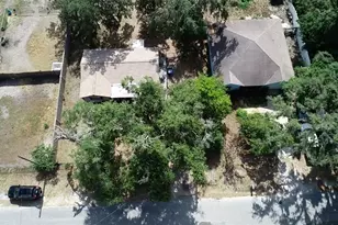 2831 N Valrico Rd, Seffner, FL 33584 - Photo 17