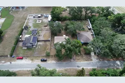 2831 N Valrico Road, Seffner, FL 33584 - Photo 19