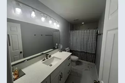 8423 Edgewater Place Boulevard, Tampa, FL 33615 - Photo 17