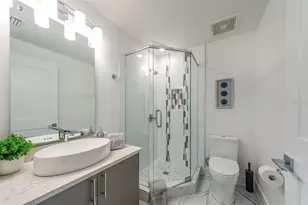 15 Avalon St, Clearwater Beach, FL 33767 - Photo 25