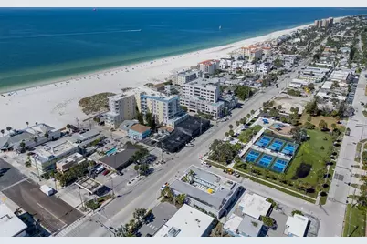 15 Avalon Street #401, Clearwater Beach, FL 33767 - Photo 41