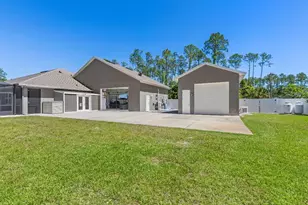 23 Poinciana Ln, Palm Coast, FL 32164 - Photo 11