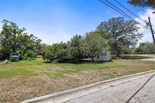 615 N Glenwood Ave, Clearwater, FL 33755 - Photo 41