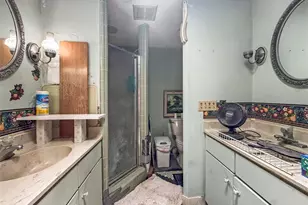 615 N Glenwood Ave, Clearwater, FL 33755 - Photo 21