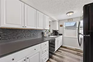 4009 Star Island Dr, Holiday, FL 34691 - Photo 21