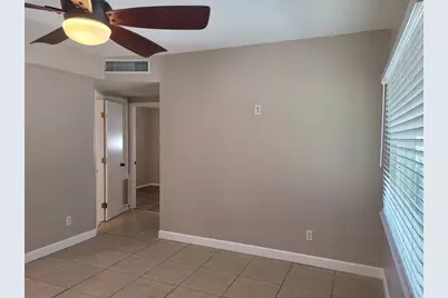 10385 111th Place, Largo, FL 33773 - Photo 5