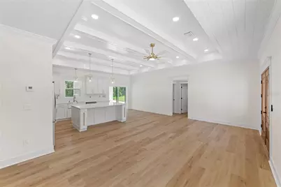 35425 Nutmeg Drive, Webster, FL 33597 - Photo 9