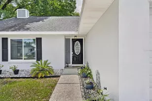 2078 Shadow Pine Dr, Brandon, FL 33511 - Photo 3