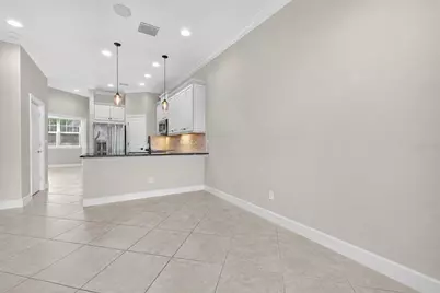 6080 Moorings Drive S, Saint Petersburg, FL 33712 - Photo 7