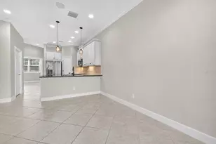 6080 Moorings Dr S, Saint Petersburg, FL 33712 - Photo 7